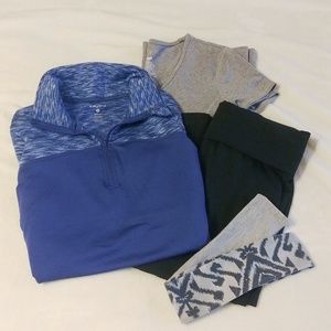 Quarter zip soft sporty pullover - Women's Small